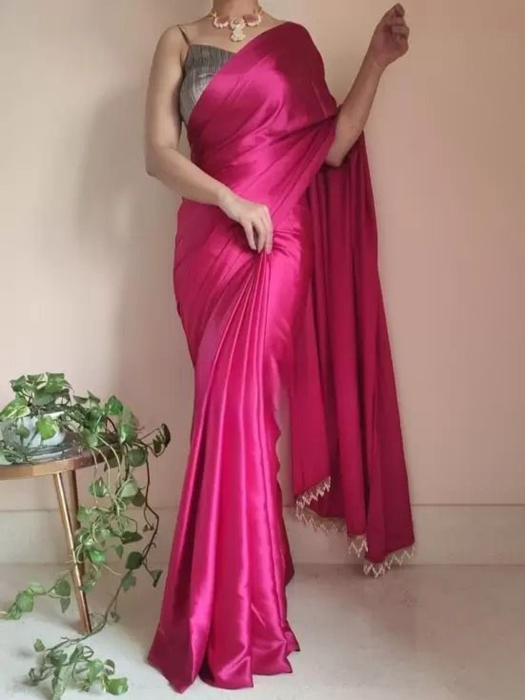 

KALINI Women Satin Saree, Pink