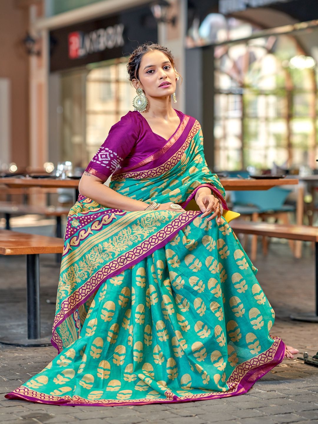 

MOKSHA DESIGNS Ethnic Motifs Printed Pure Cotton Saree, Green