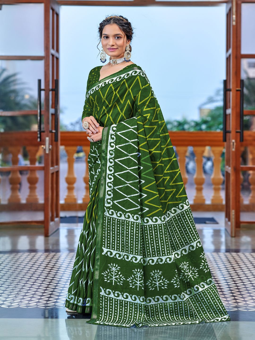 

MOKSHA DESIGNS Printed Zari Pure Cotton Saree, Green
