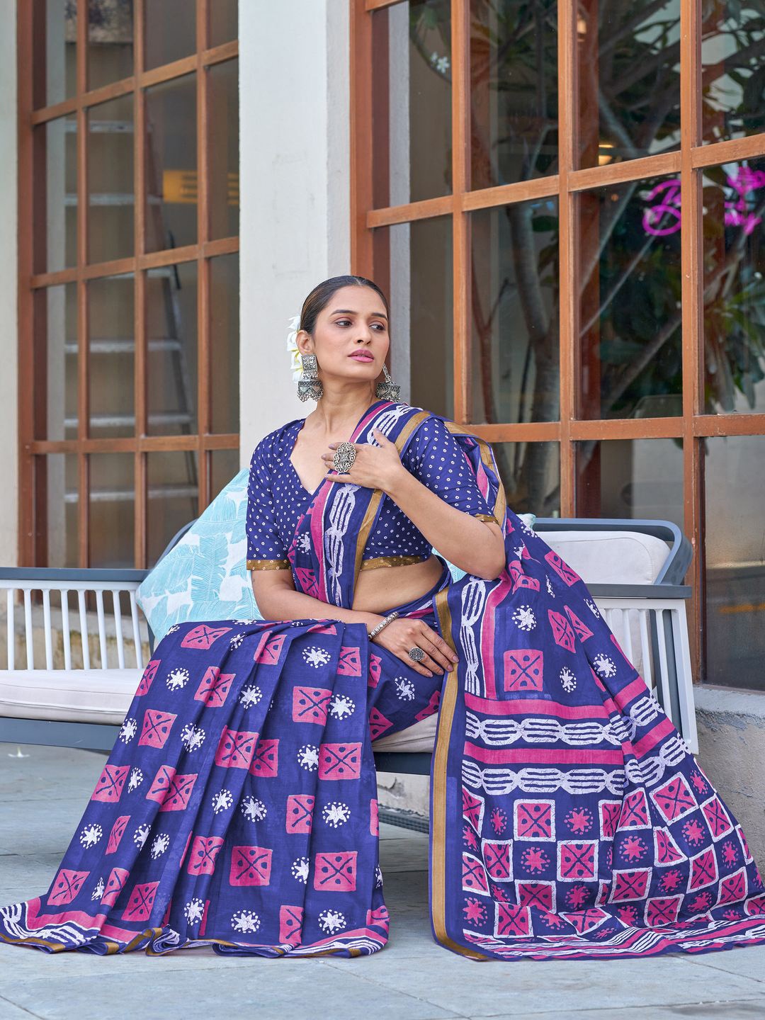 

MOKSHA DESIGNS Ethnic Motifs Zari Pure Cotton Saree, Blue