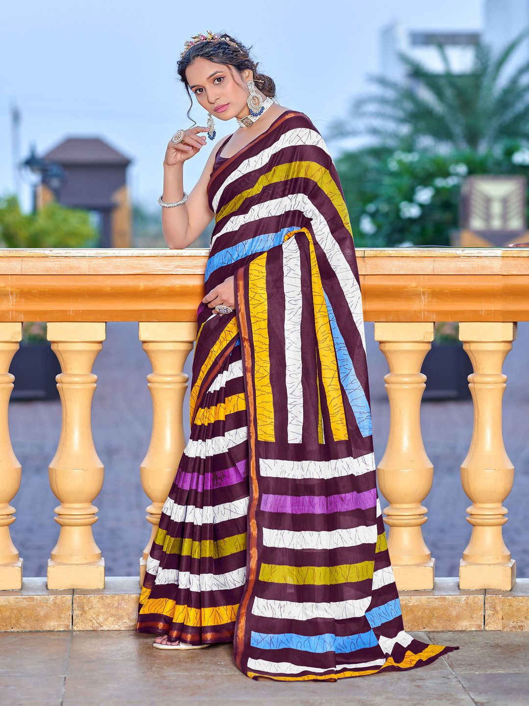 

MOKSHA DESIGNS Striped Pure Cotton Handloom Block Print Saree, White