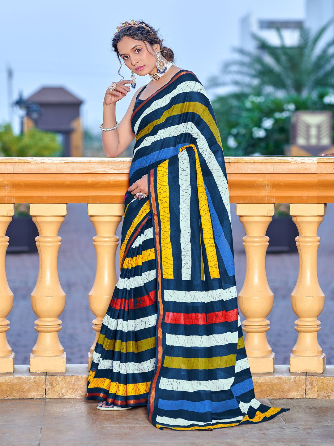 

MOKSHA DESIGNS Ajrak Block Pure Cotton Handloom Block Print Saree, Black