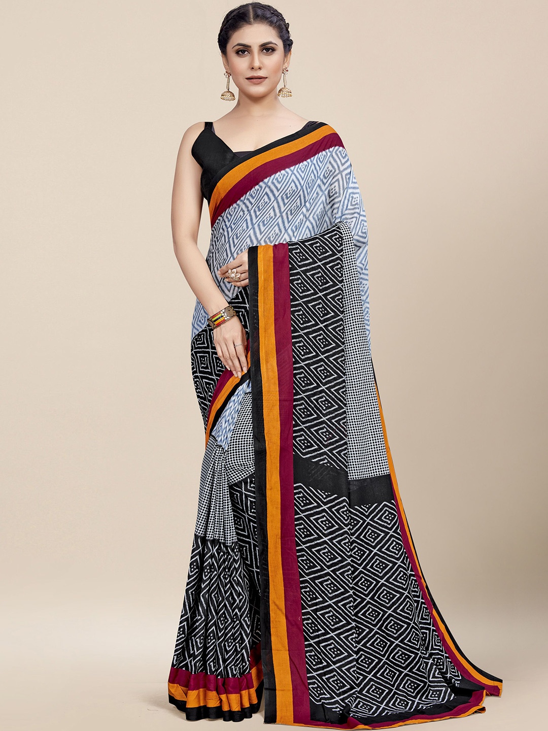 

MOKSHA DESIGNS Ajrak Block Pure Cotton Handloom Block Print Saree, Black