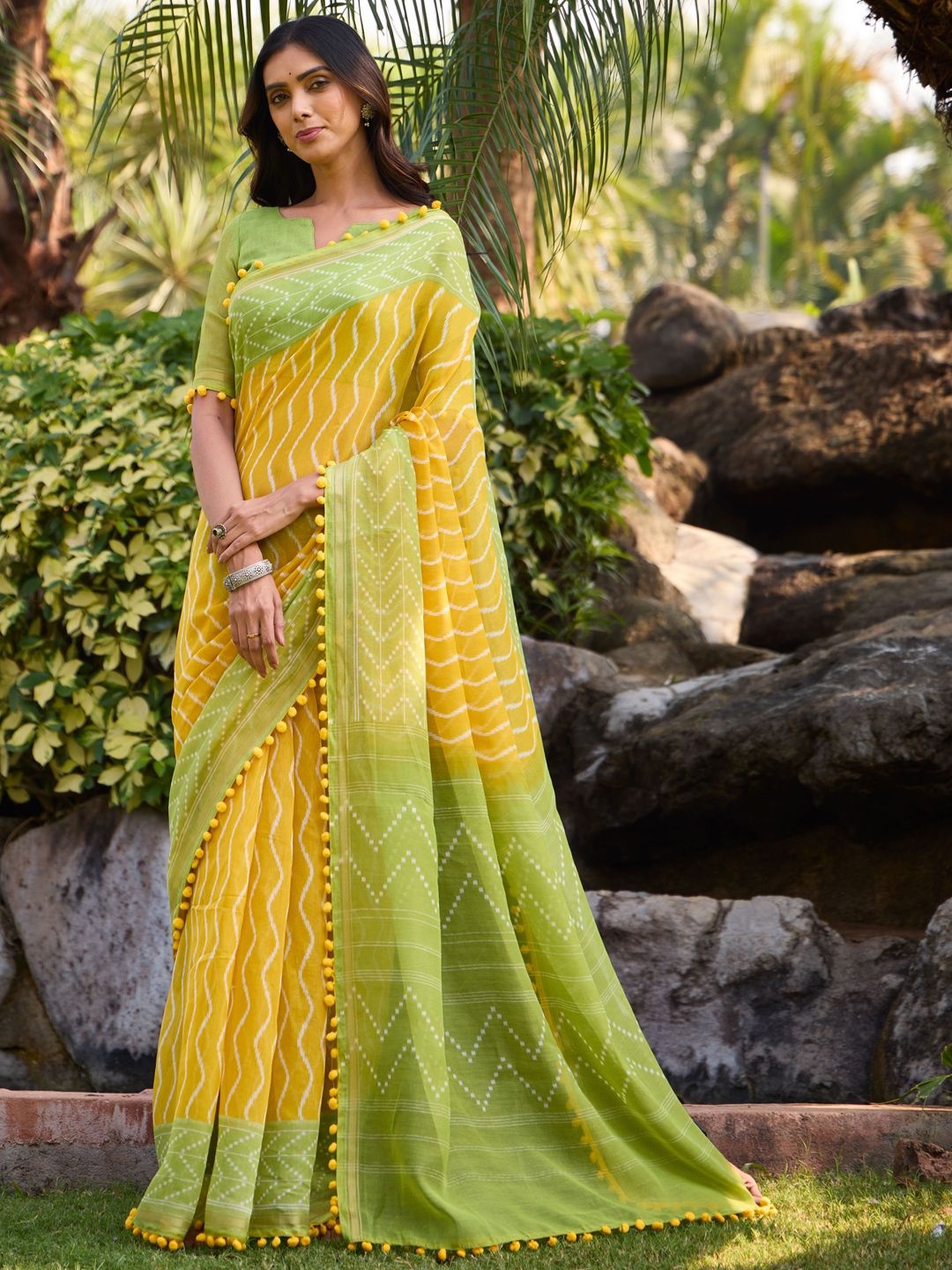 

CHUDIYA Leheriya Printed Pure Cotton Saree, Olive