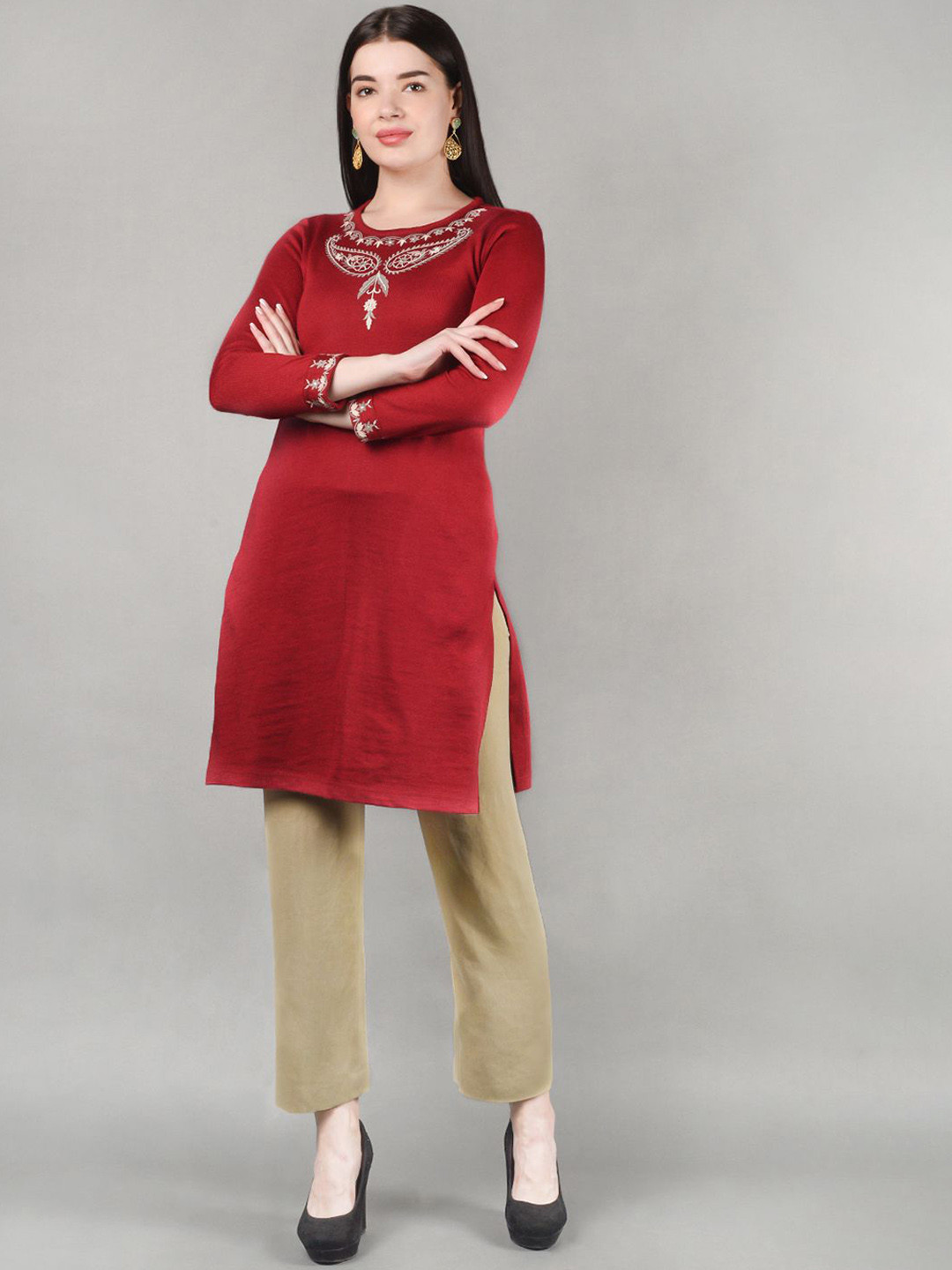 

BARARA ETHNIC Floral Embroidered Thread Work Straight Kurti, Red