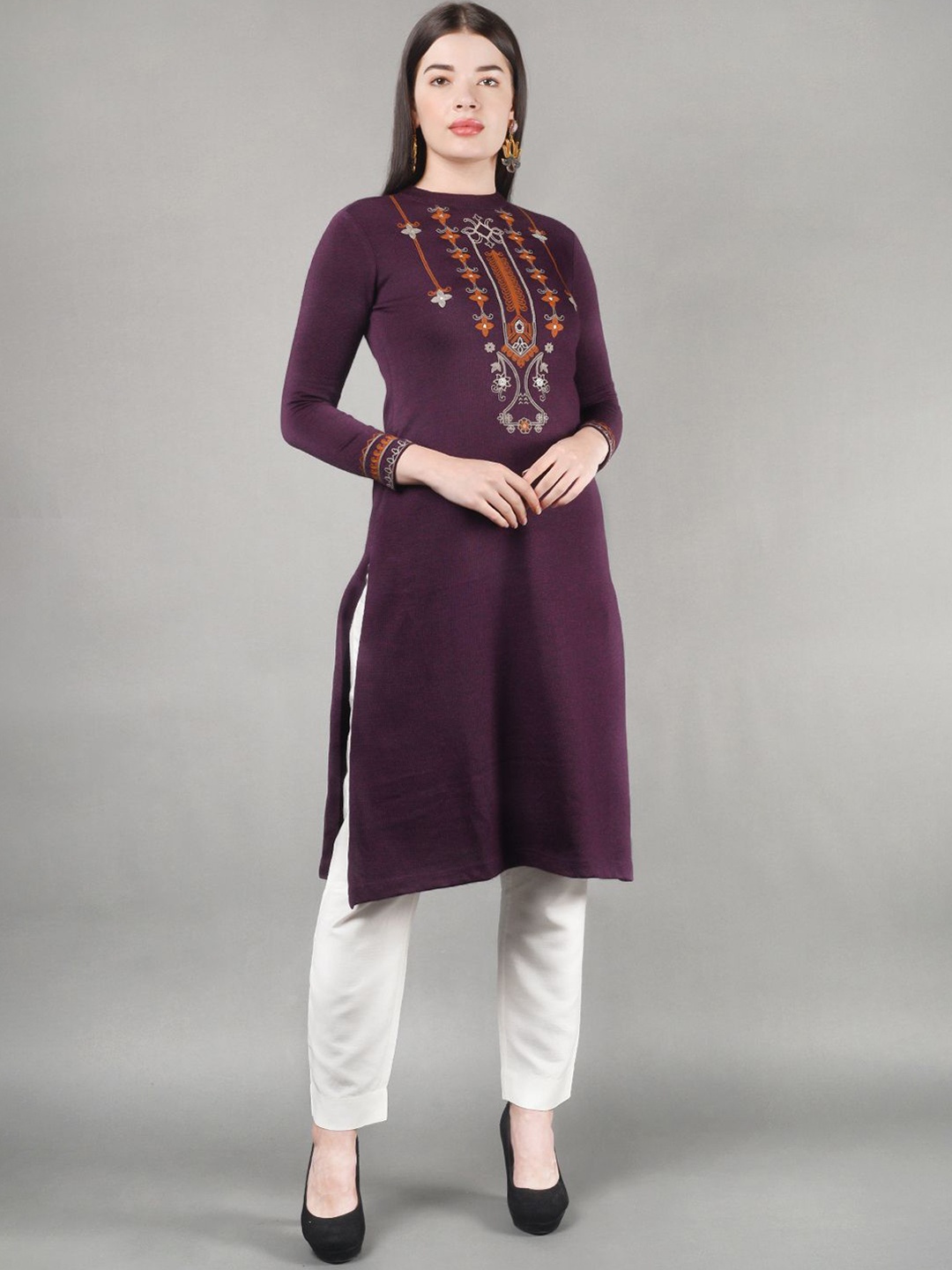 

BARARA ETHNIC Floral Embroidered Thread Work Straight Kurta, Purple