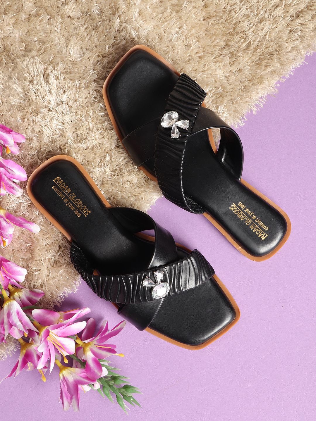 

madam glorious Women Embellished One Toe Flats, Black