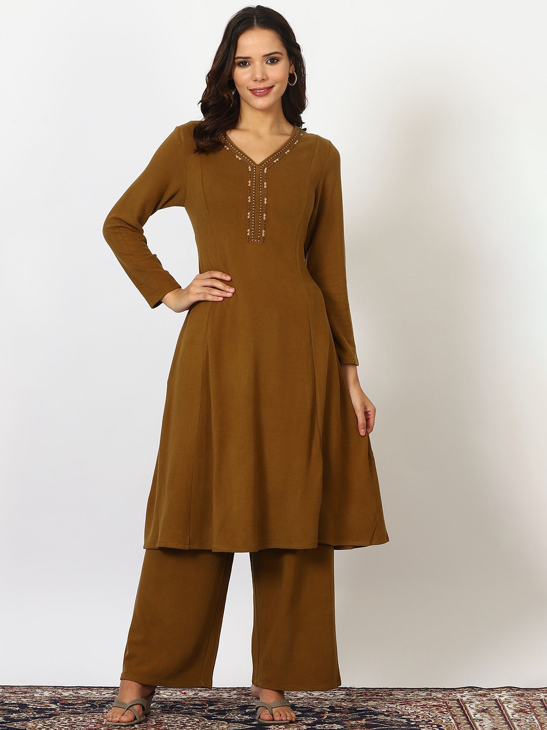 

W Geometric Embroidered V- Neck A-Line Kurta With Palazzo, Brown