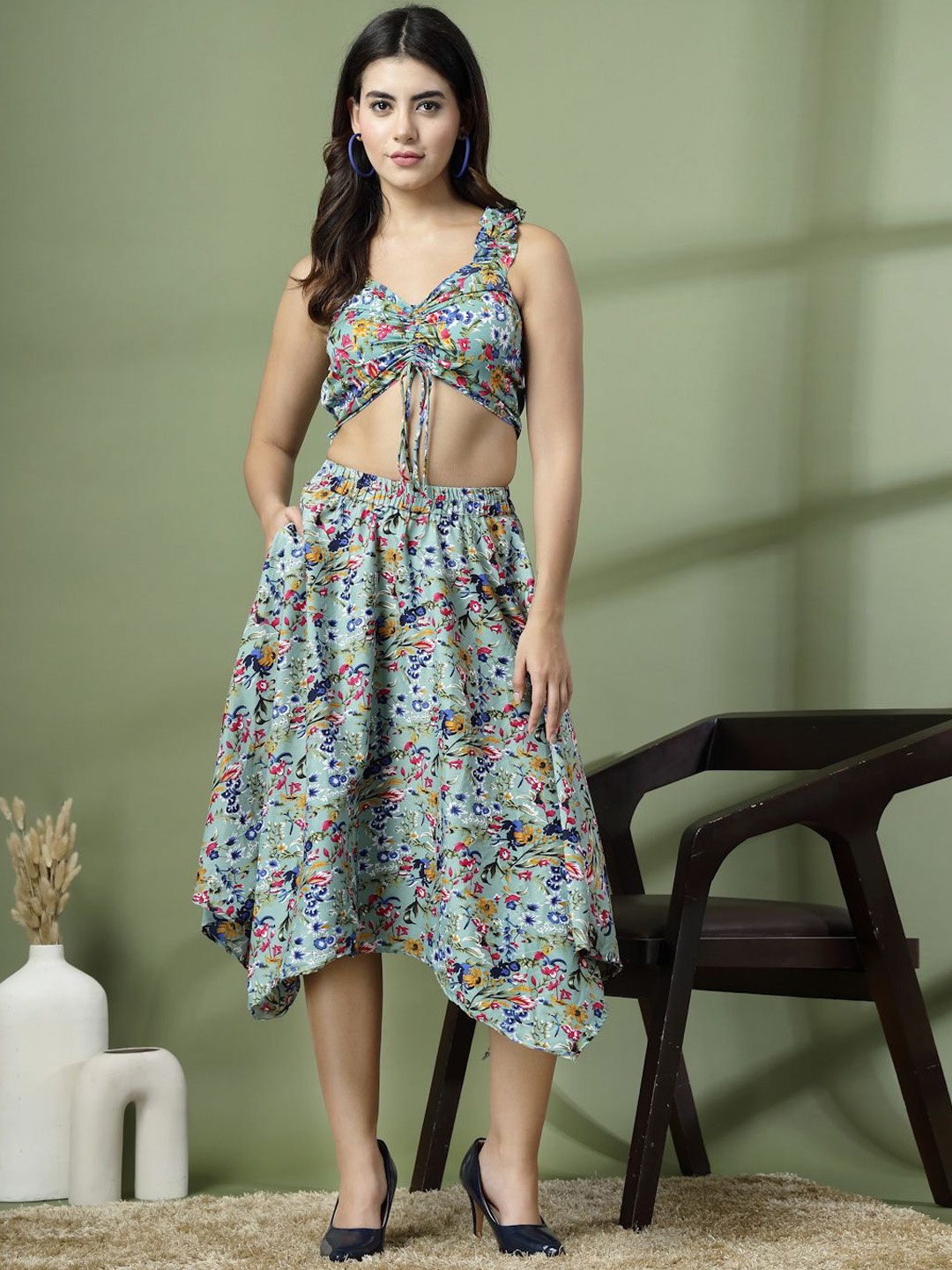 

Oomph! Printed V-Neck Sleeveless Top With Skirt, Blue