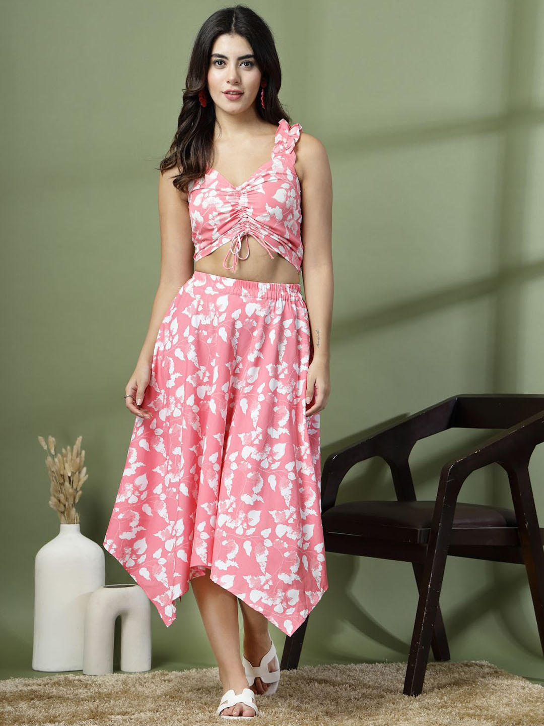

Oomph! Printed Crop Top With Midi Skirt Co-Ords, Pink