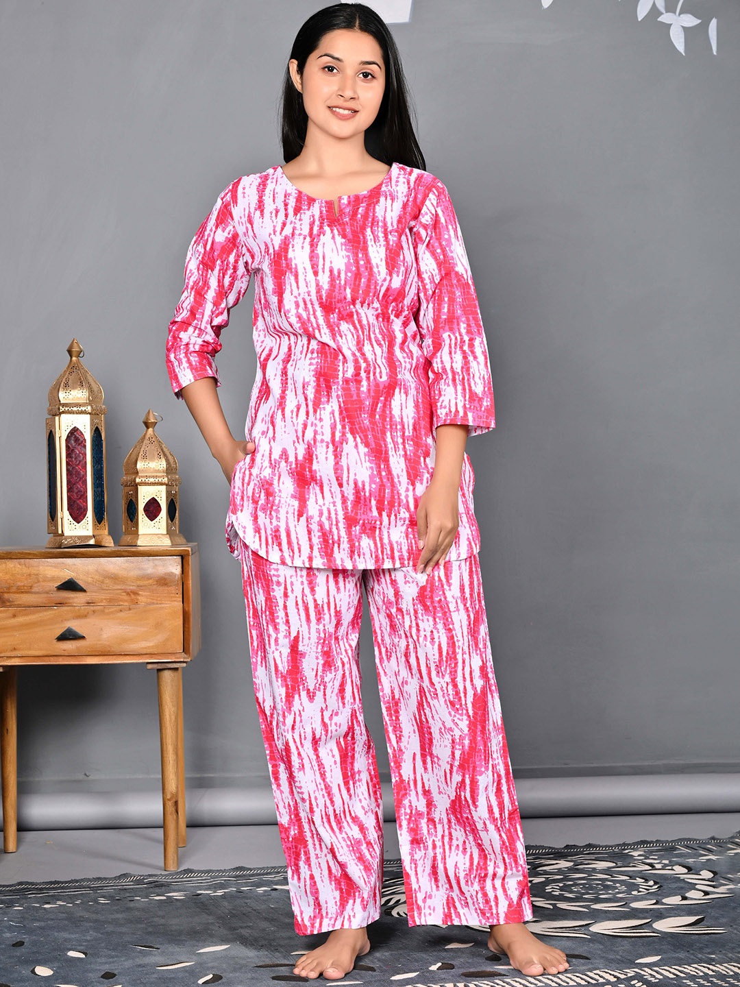

Dreambe Women Pure Cotton Printed Night suit, Pink