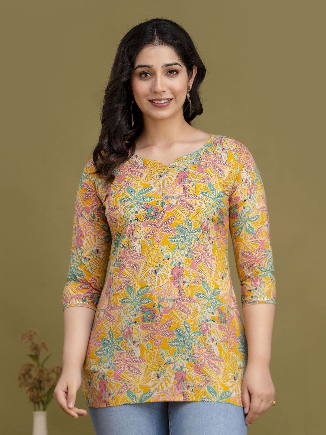 

UrbanRang Women Floral Printed Cotton Top, Yellow