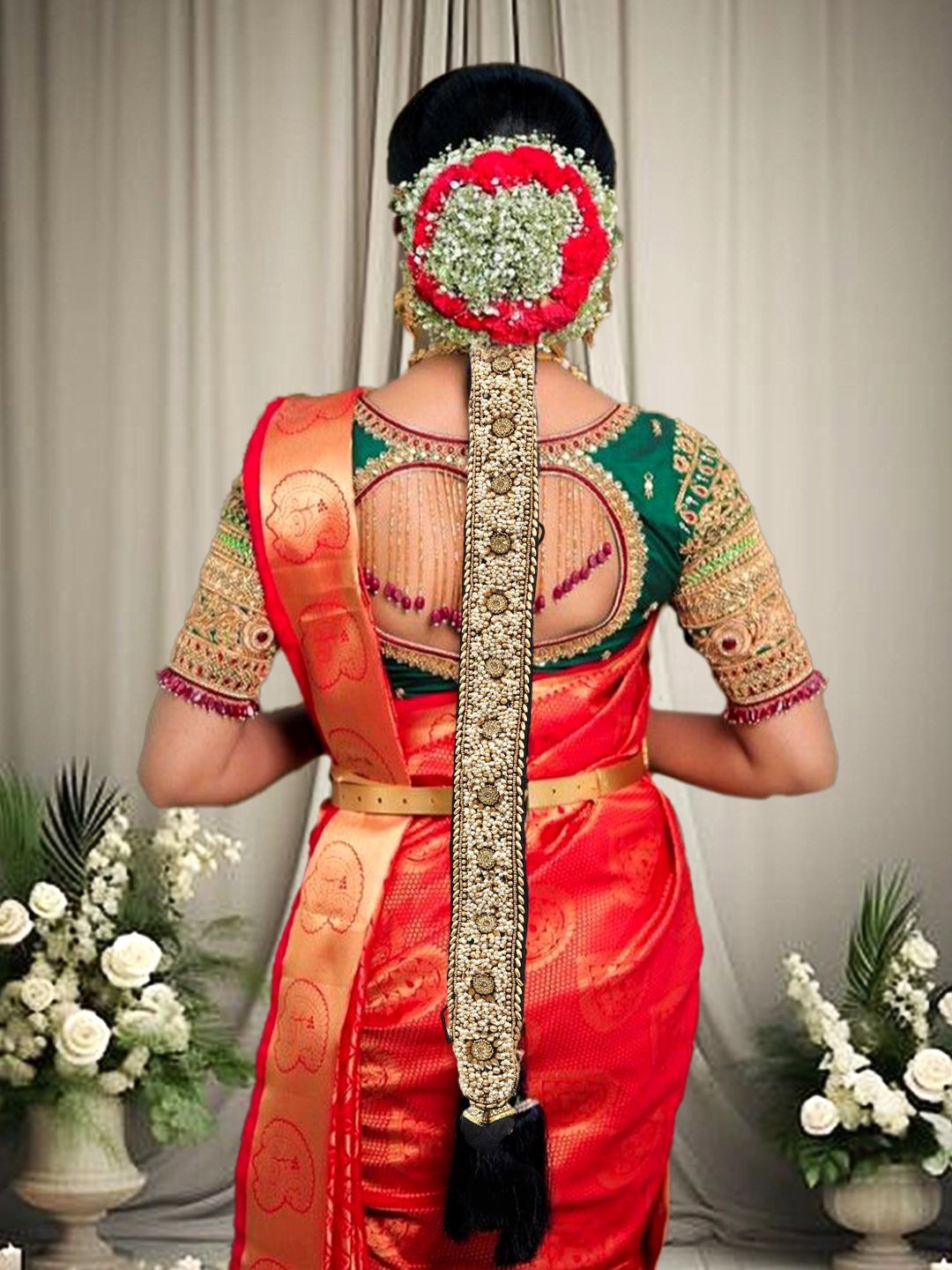 

Krelin Women Bharatanatyam Savaram & Kunjalam Kemp Ready Jada Hair Accessory Set, Gold