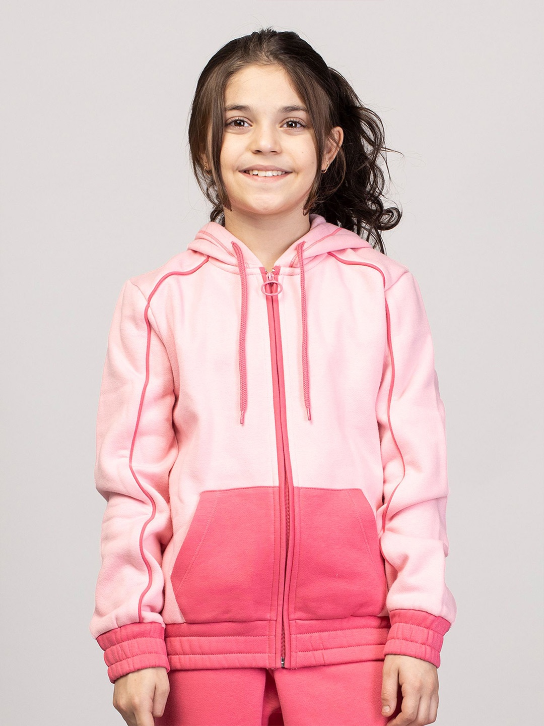 

Nimble Girls Colourblocked Hooded Long Sleeves Sweatshirt With Trouser, Pink