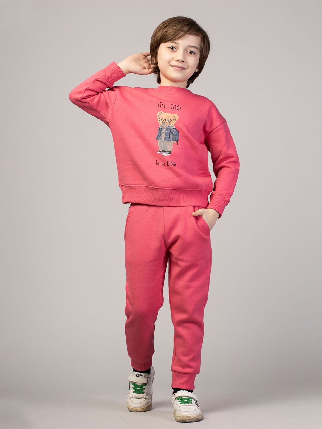 

Nimble Boys Printed Round Neck Long Sleeves Sweatshirt With Jogger, Pink