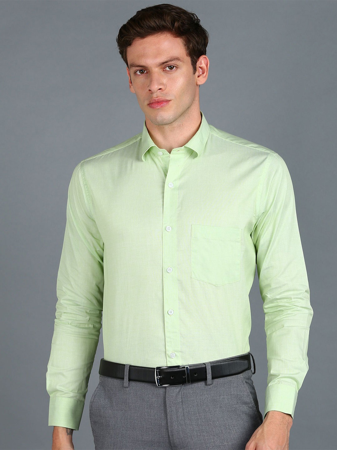 

BRUTTLYN Men Classic Slim Fit Spread Collar Solid Cotton Formal Shirt, Green