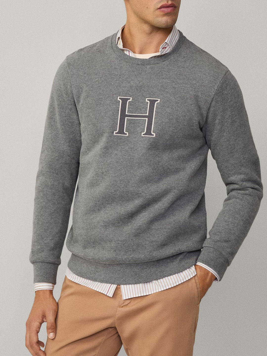 

HACKETT LONDON Men Round Neck Cotton Sweatshirt, Grey