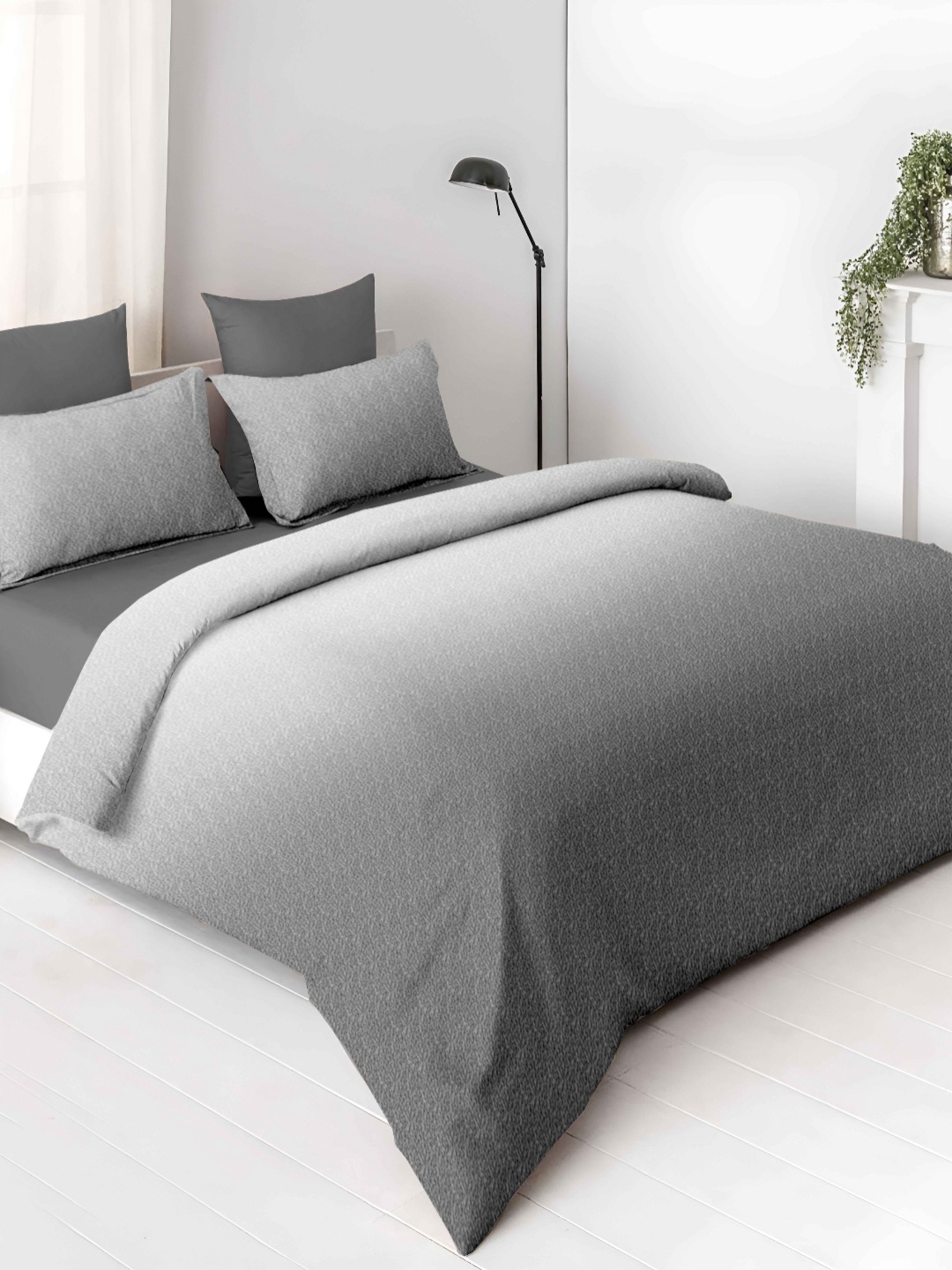 

Ariana Grey 210 TC Cotton King Bedsheet Set 2.70 m x 2.70 m