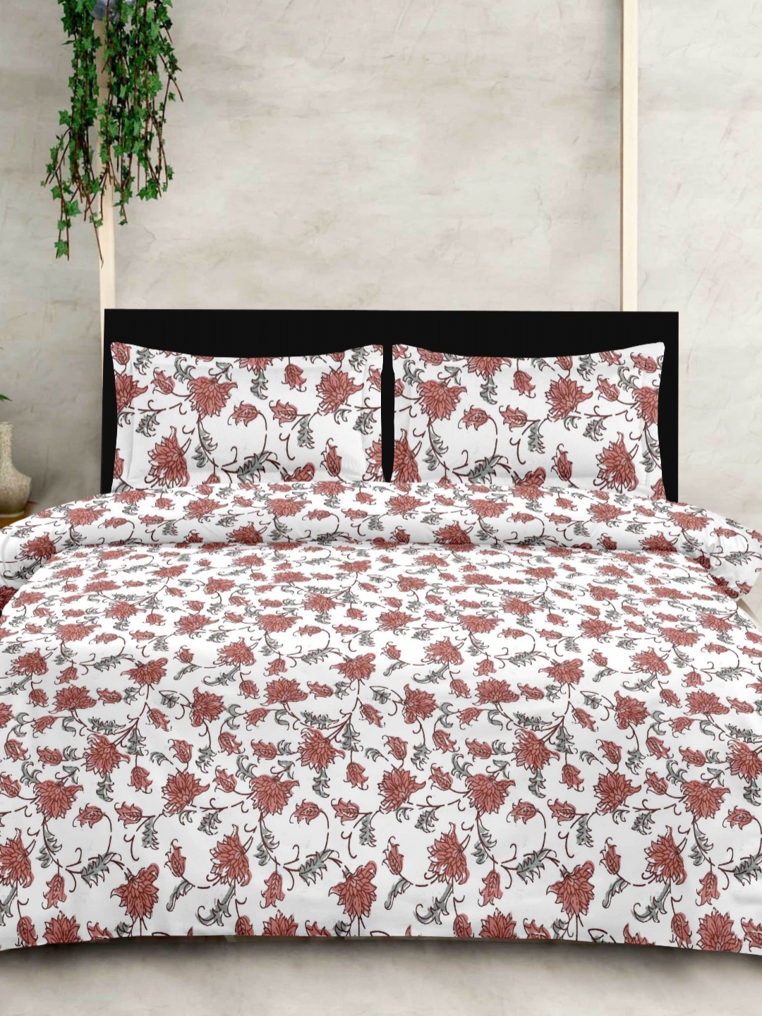 

Ariana White & Red Floral Printed 210 TC Cotton King Bedsheet Set 2.70 m x 2.70 m