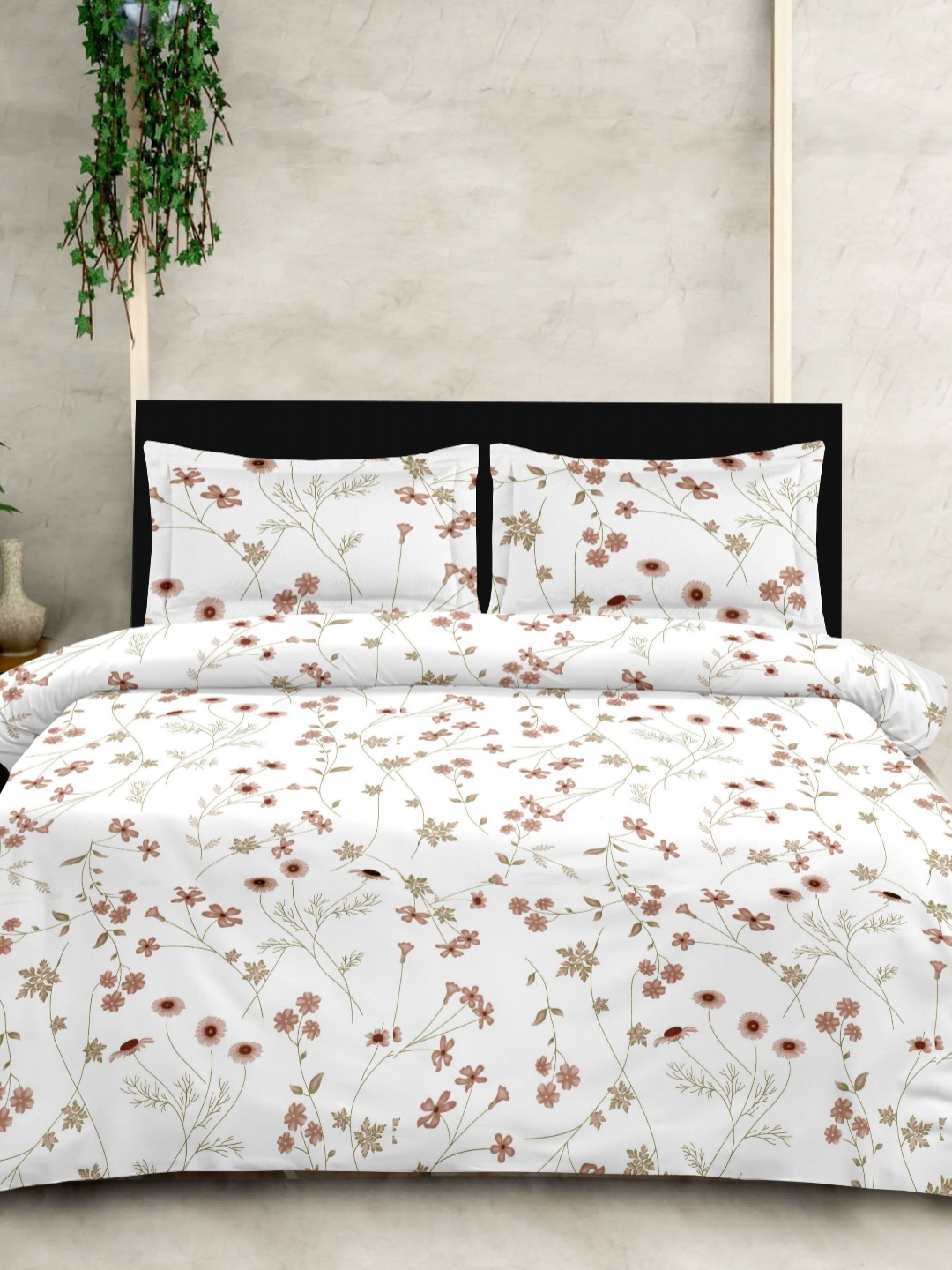 

Ariana Peach-Coloured Floral Printed 210 TC Cotton King Bedsheet Set 2.70 m x 2.70 m