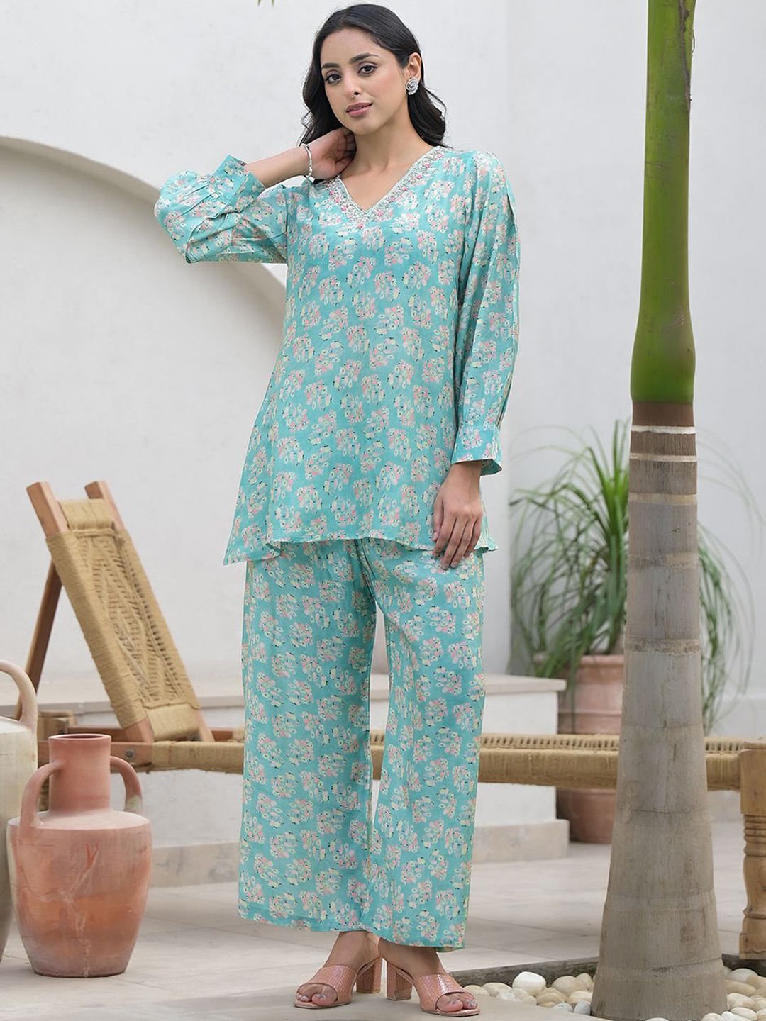 

Kalini Printed V-Neck Tunic & Trouser, Green