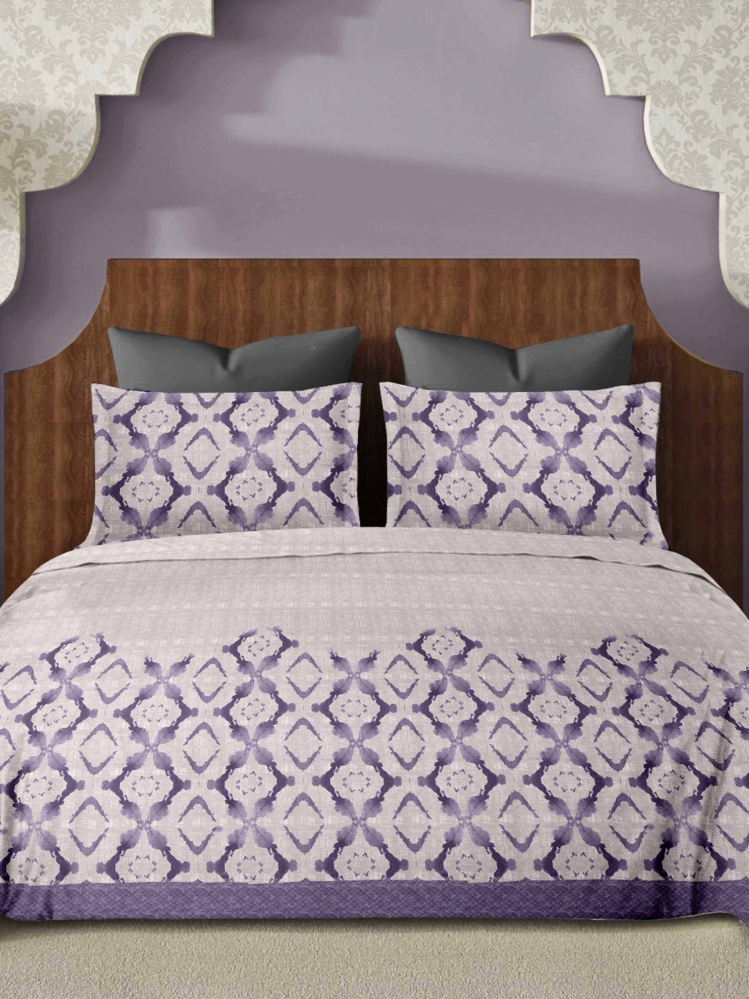 

Ariana Purple & Grey Printed 300 TC Cotton King Bedsheet Set 2.70 m x 2.70 m