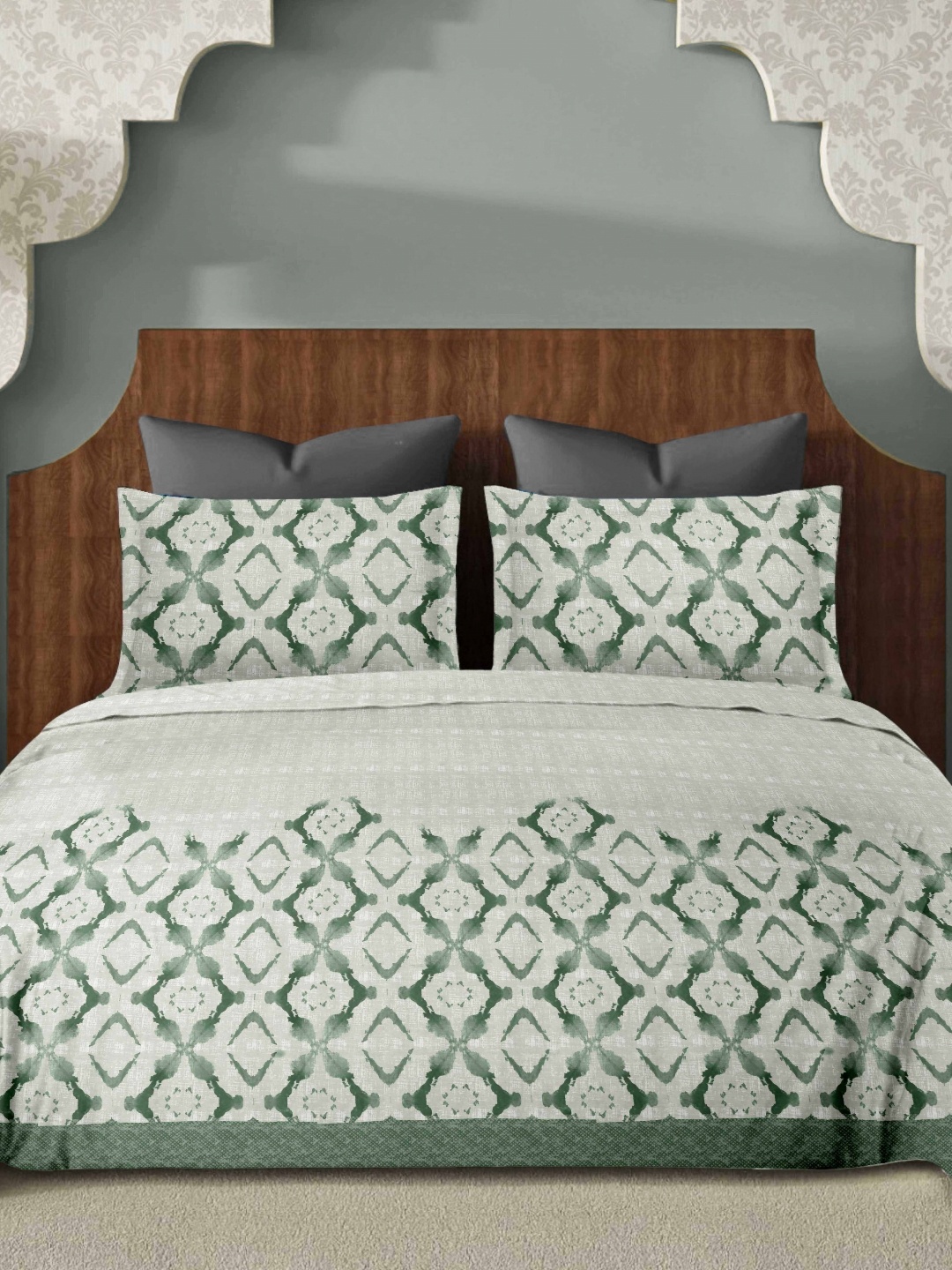 

Ariana Green Ethnic Motifs Printed Cotton 300 TC King Bedsheet Set 2.70 m x 2.70 m