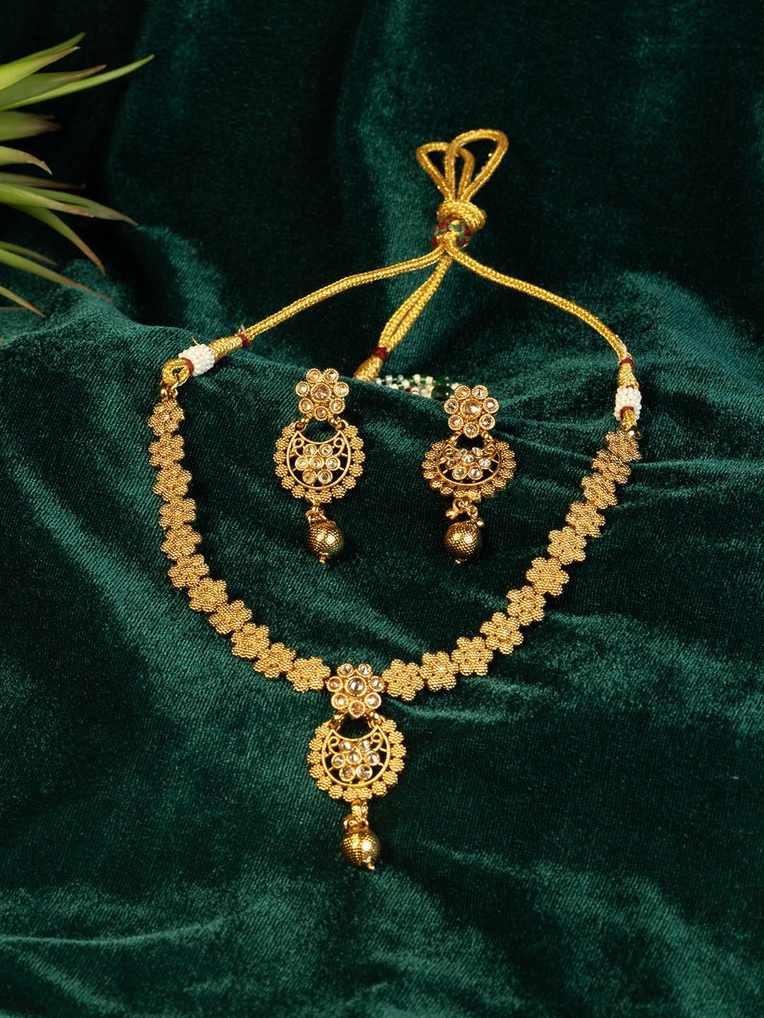 

GOLD CASH Women Gold-Plated Necklace Set