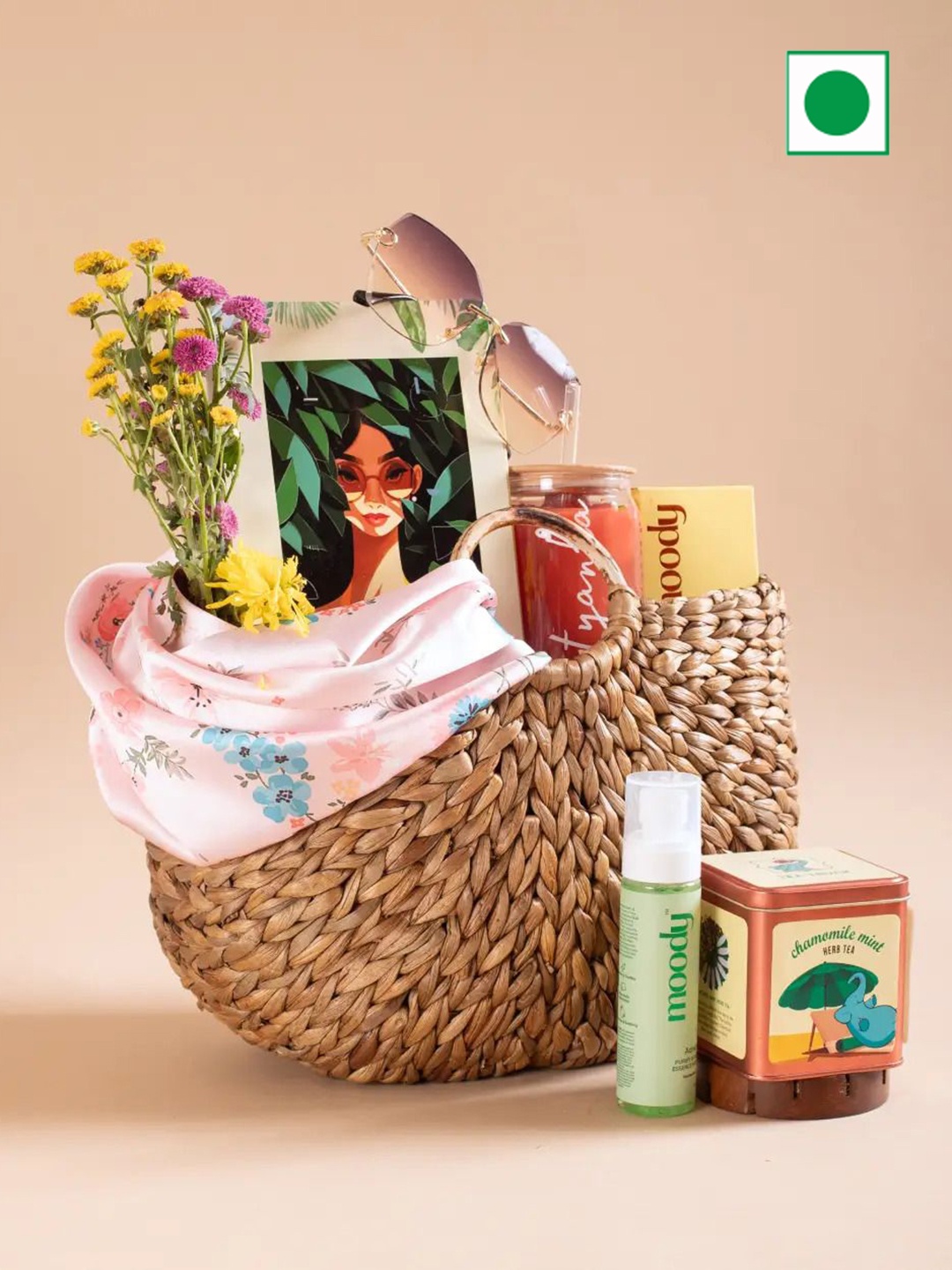 

The Knot Company Women Set Of 7 Summer In A Box Assorted Gift Set 1KG & Above, Pink
