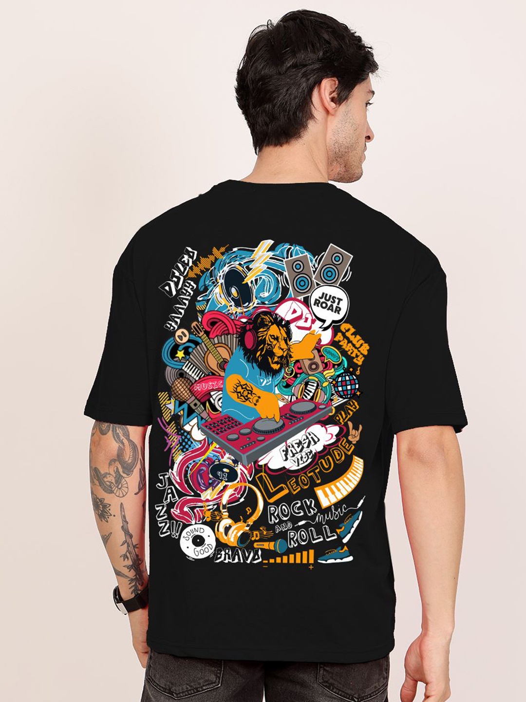 

Leotude Men Graphic Printed Round Neck Cotton Oversized T-shirt, Black