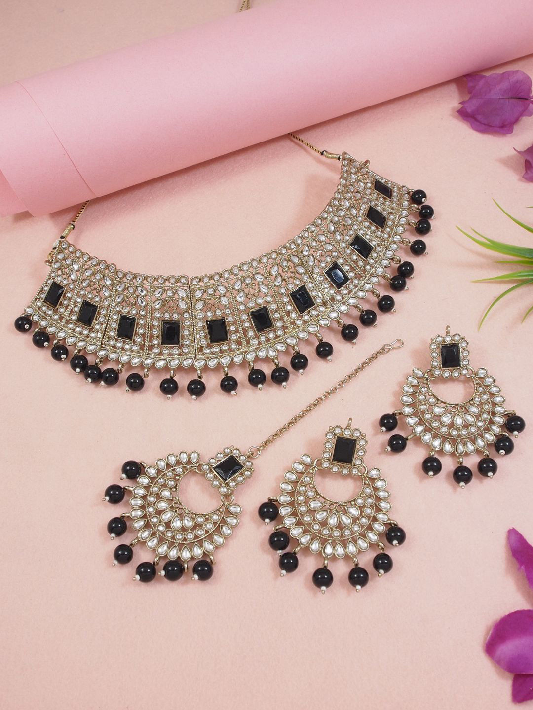 

I Jewels Gold-Plated Artificial Stones and Beads Studded & Beaded Jewellery Set