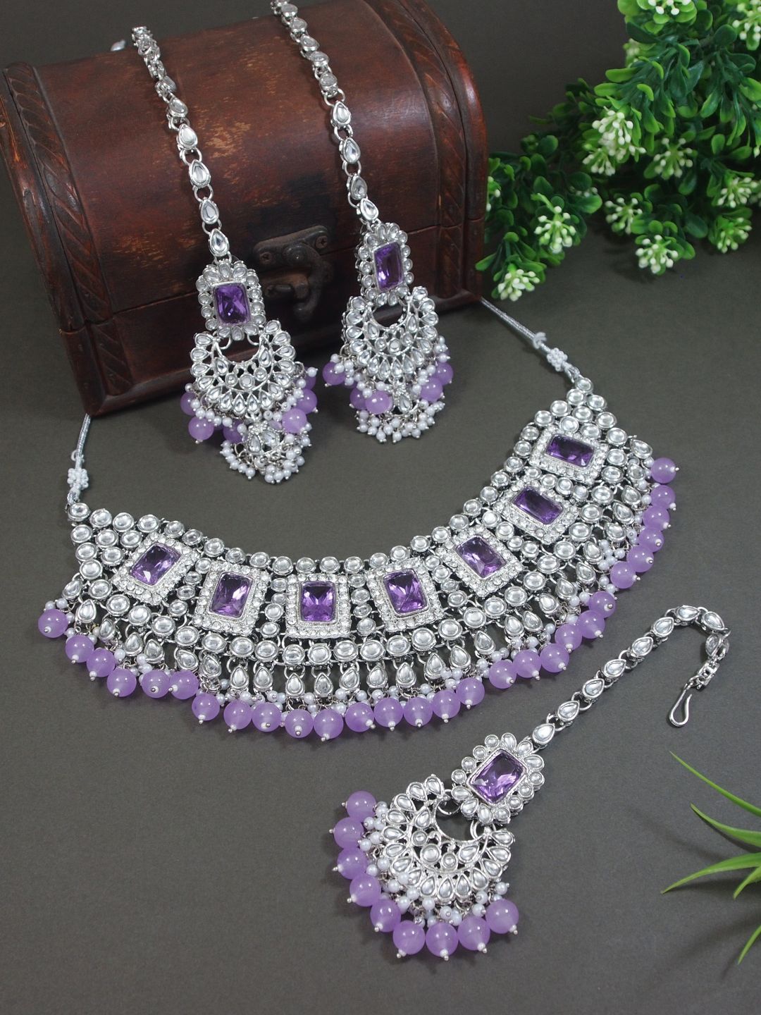 

I Jewels Silver-Plated Artificial Stones and Beads Studded & Beaded Jewellery Set