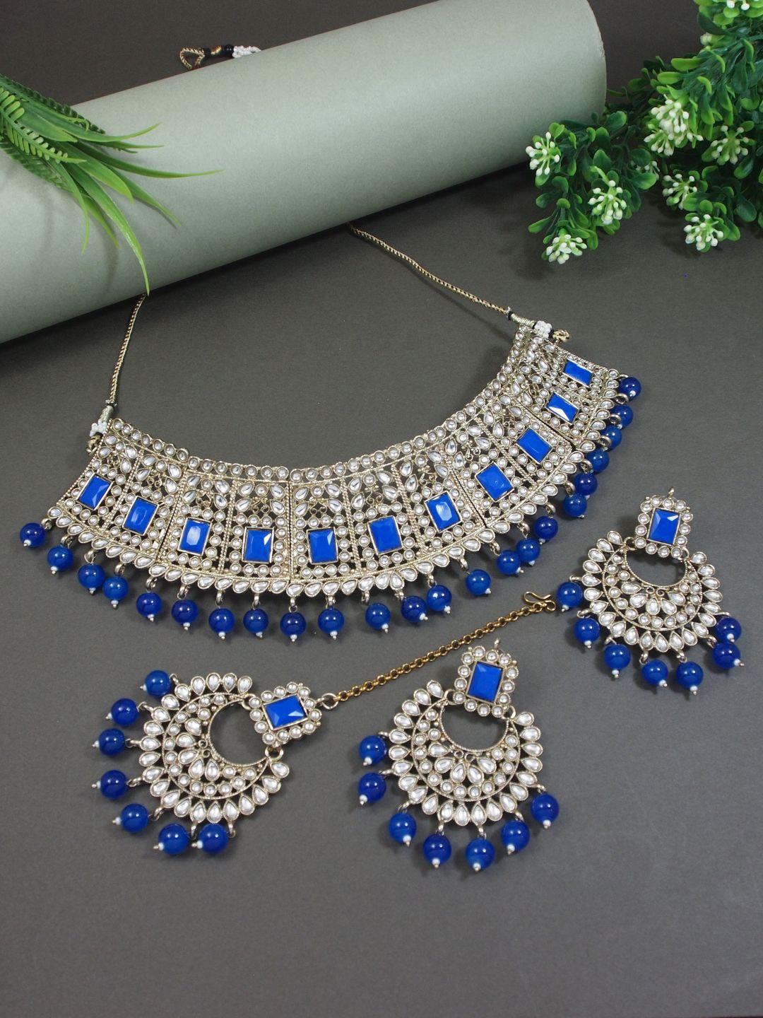 

I Jewels Gold-Plated Artificial Stones and Beads Studded & Beaded Jewellery Set