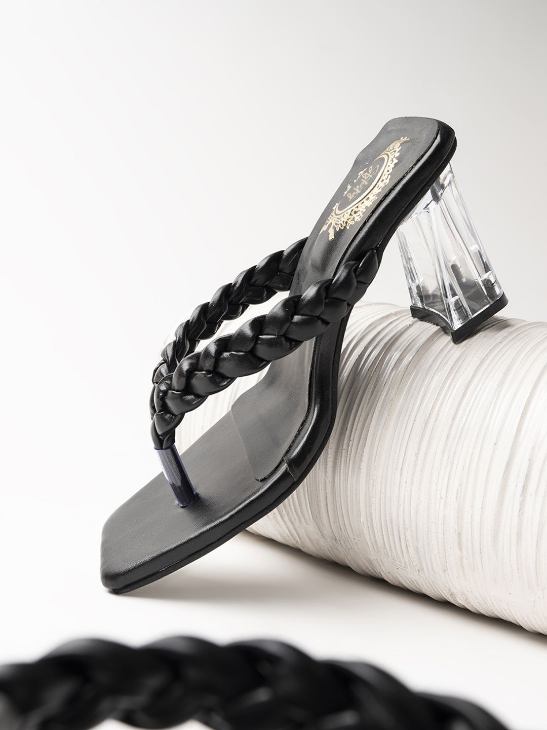 

Stylestry Women Block Sandals, Black