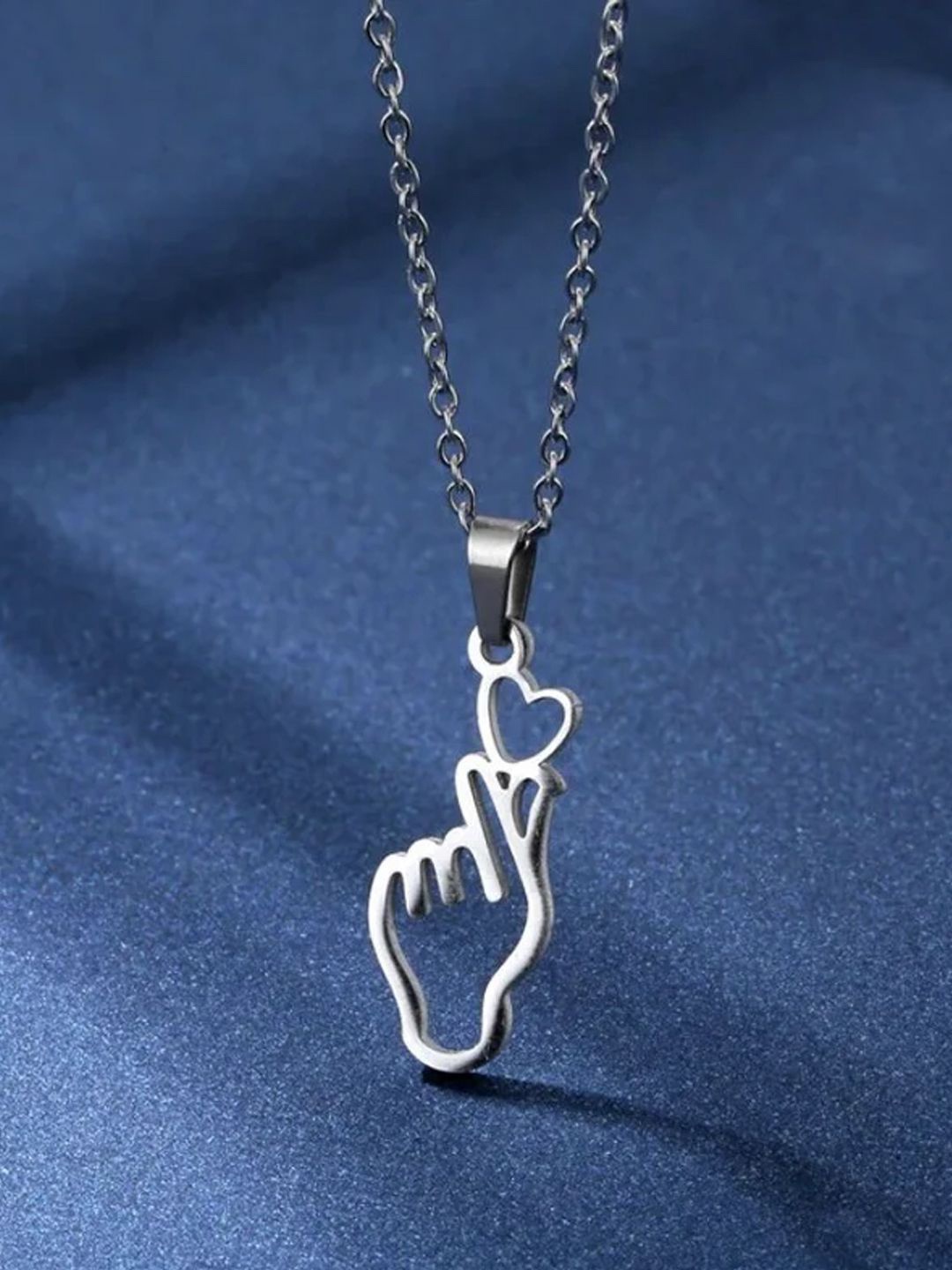 

Goldnera 925 Sterling Silver-Plated Heart Shaped Eternal Love Pendant With Chain