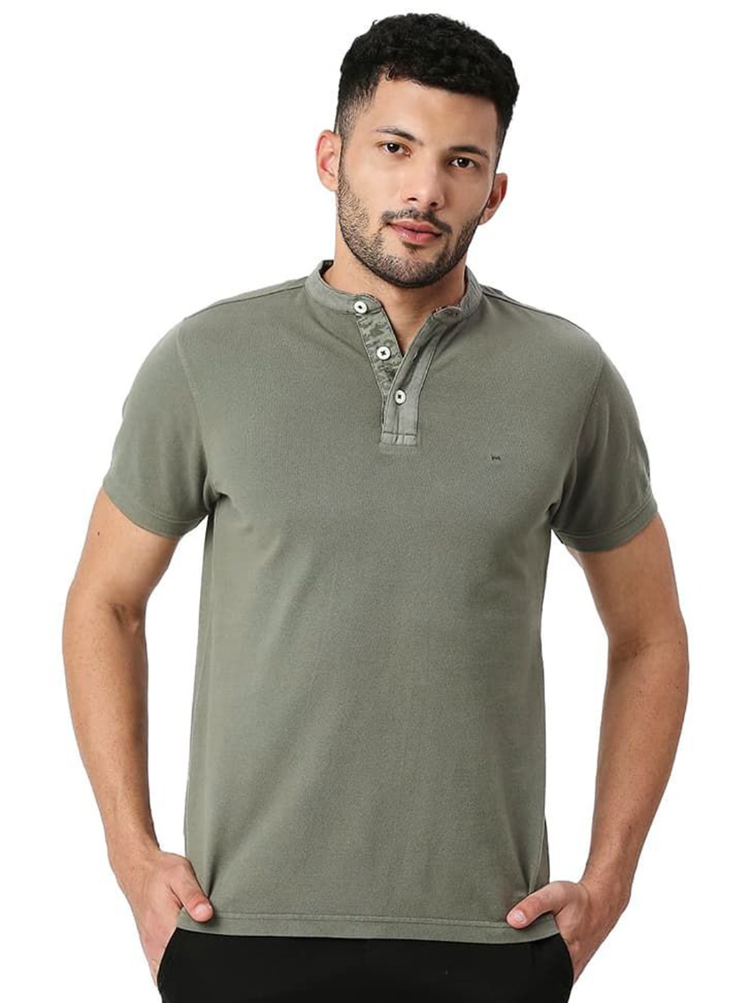 

Basics Men Polo Collar Pockets T-shirt, Olive