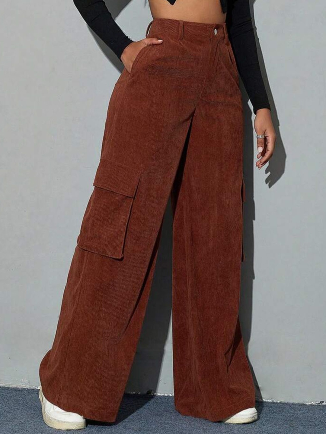 

HIGH BUY Women Relaxed fit High-Rise Corduroy Cargo, Camel brown