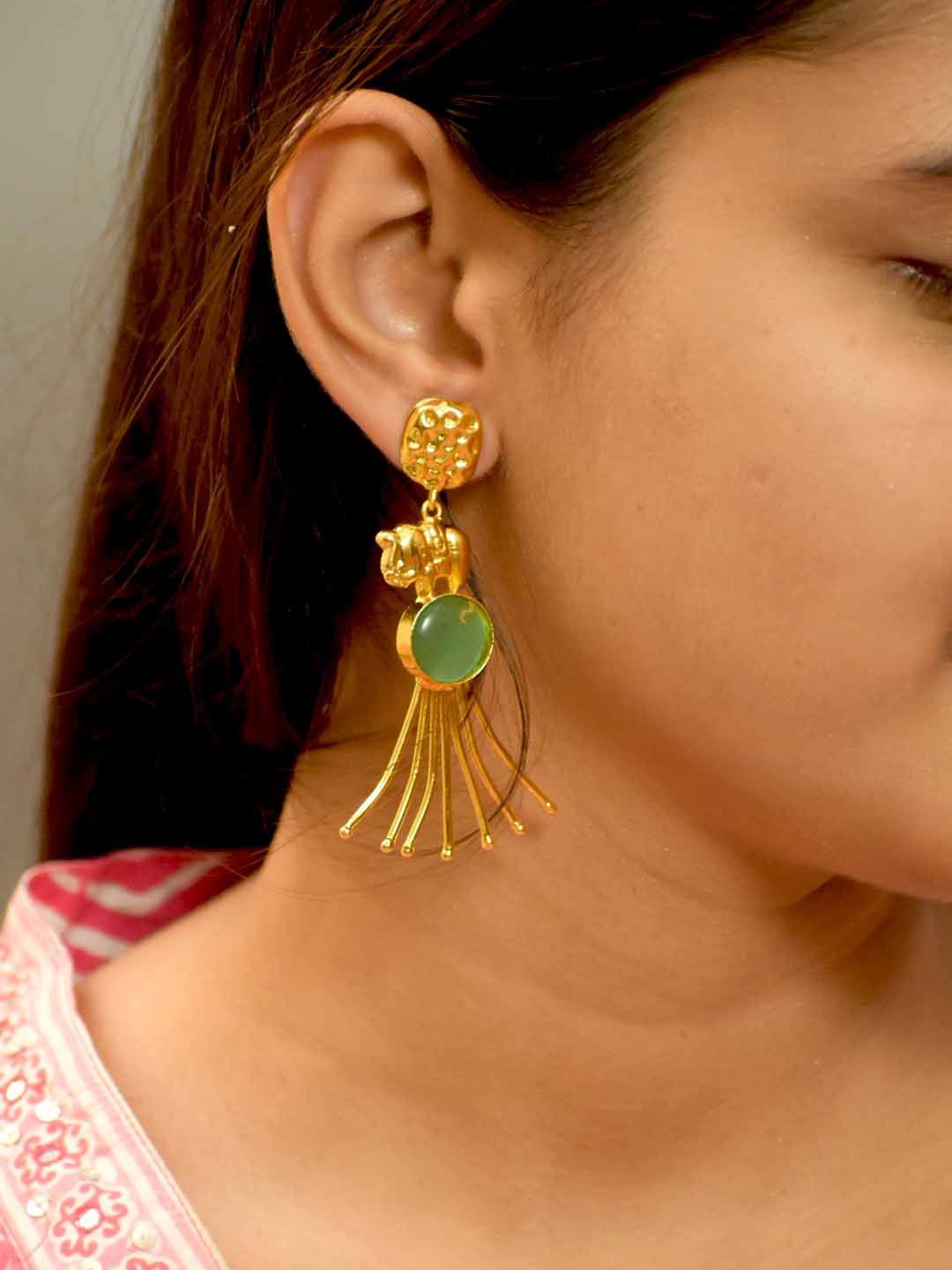 

TISHUL JEWELS Gold-Plated Artificial Beads Contemporary Drop Earrings