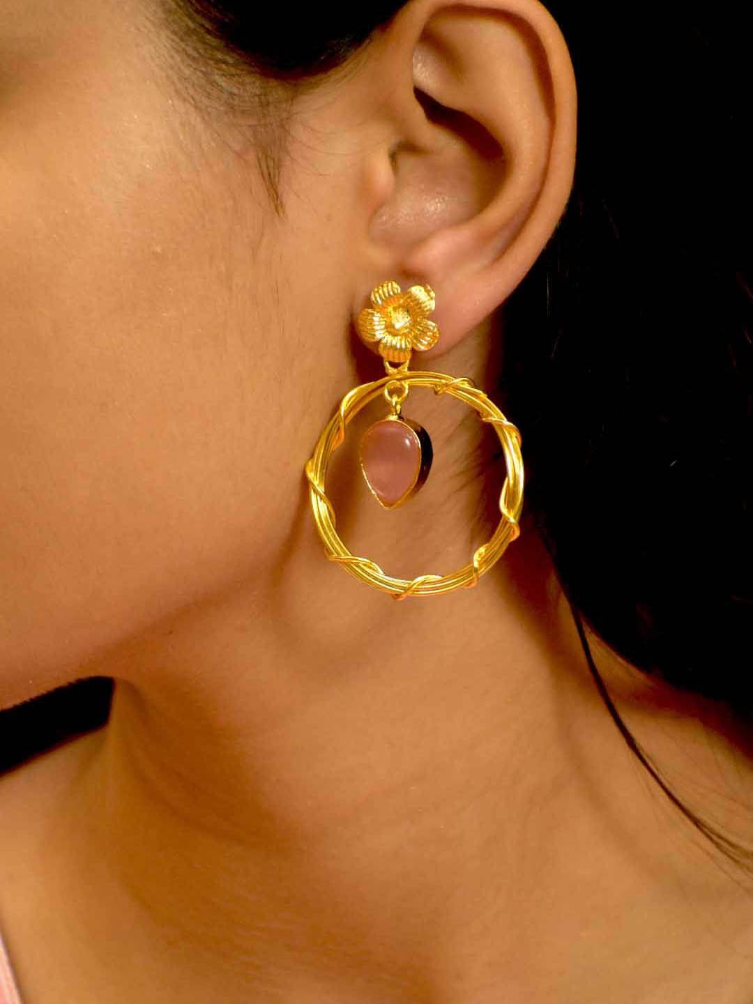 

TISHUL JEWELS Gold-Plated Artificial Beads Circular Shaped Drop Earrings