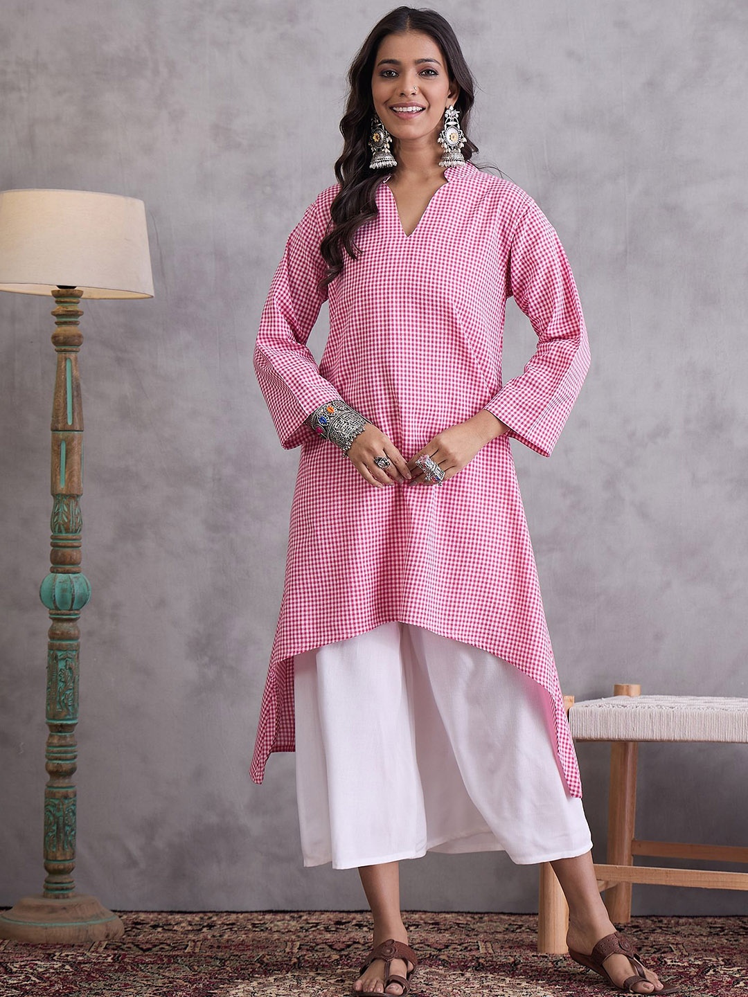 

InWeave Checked Mandarin Collar Pure Cotton A-Line Kurta With Palazzo, Pink