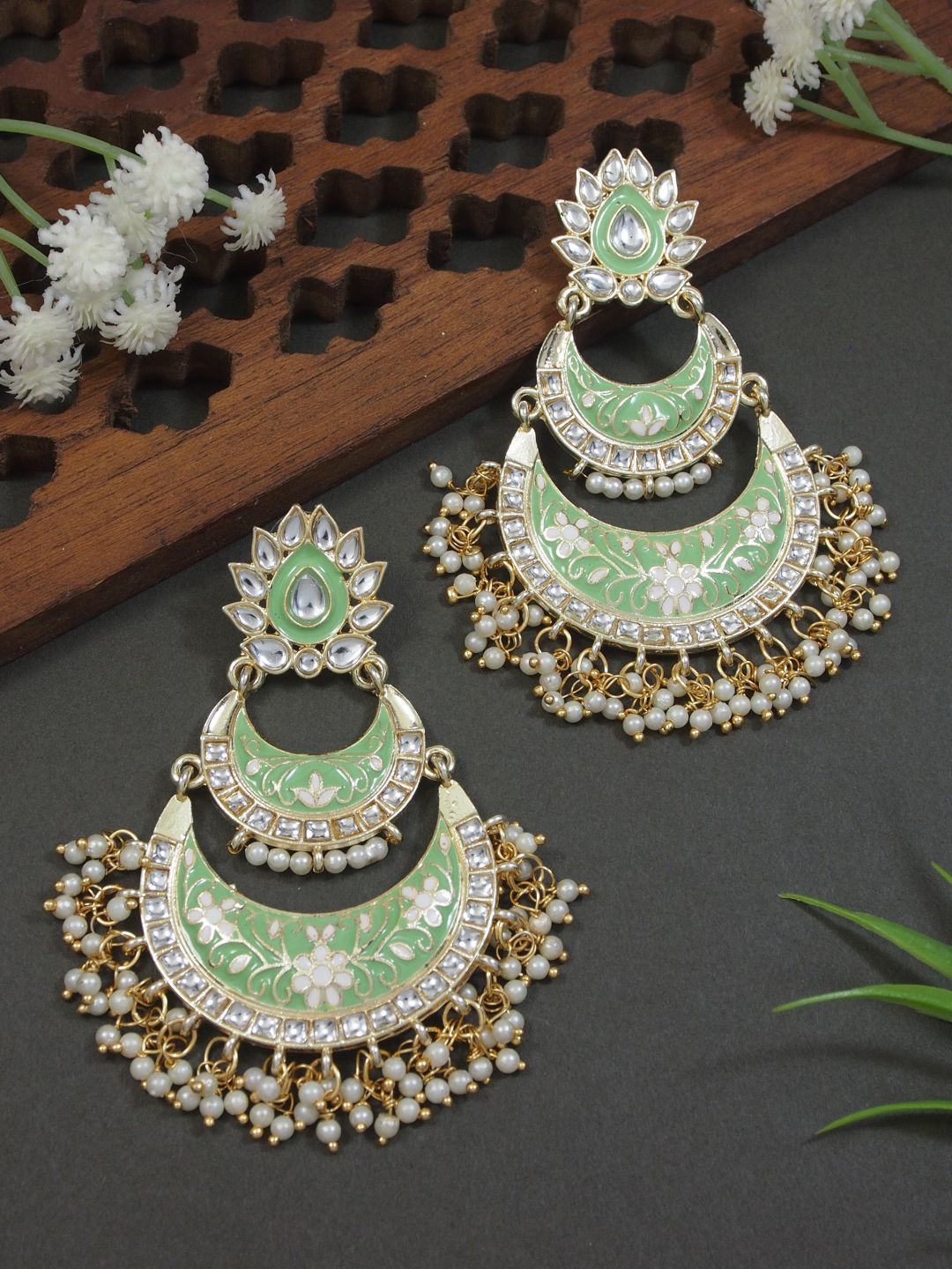 

I Jewels Gold-Plated Kundan Studded And Pearls Beaded Crescent Meenakari Chandbalis