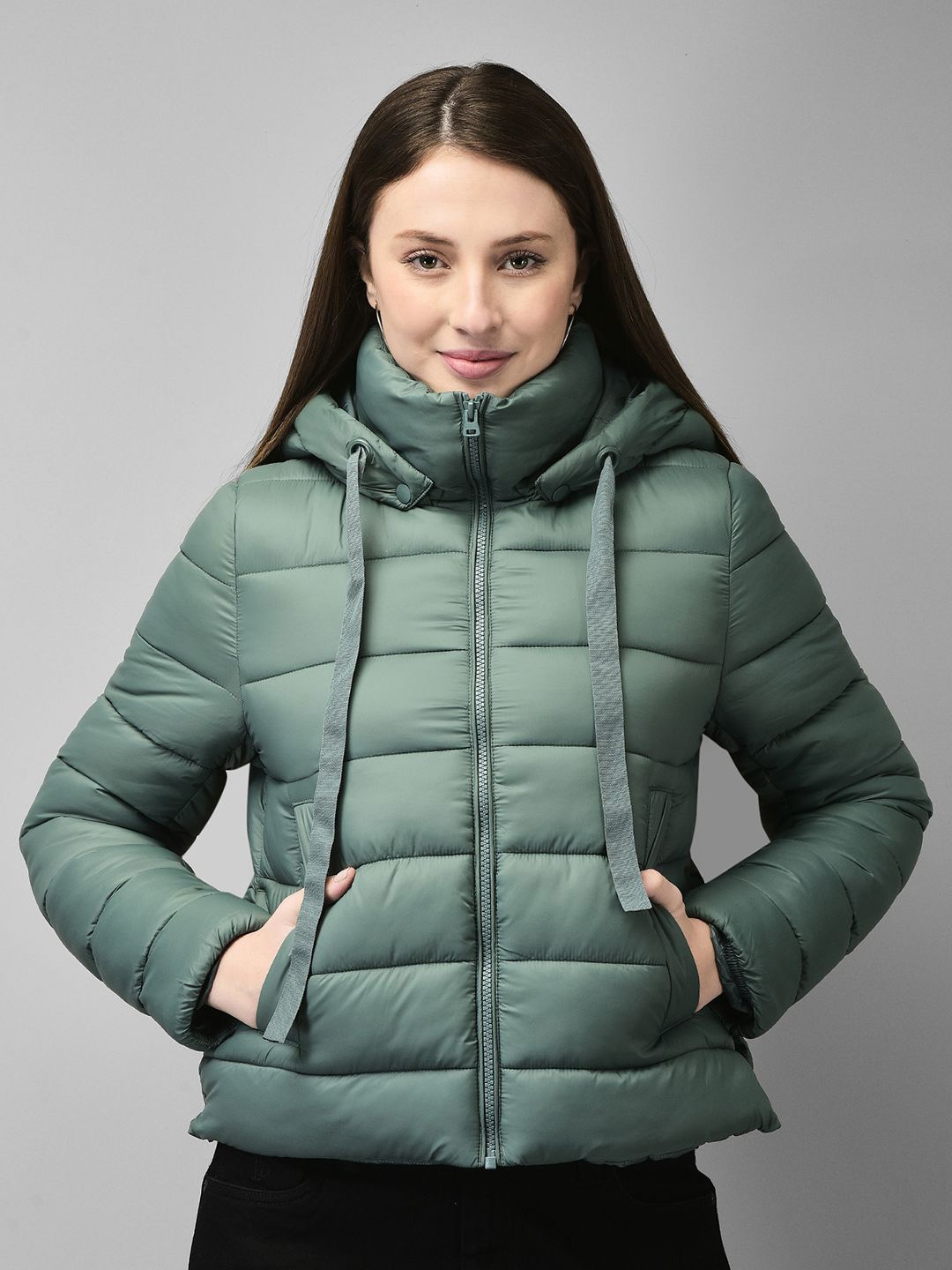 

Woodland Women Hooded Solid Casual Puffer Jacket, Green