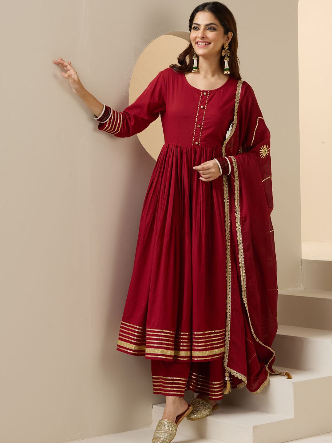 

Ishin Gotta Patti Pure Cotton Round Neck Anarkali Kurta With Palazzos And Dupatta, Maroon