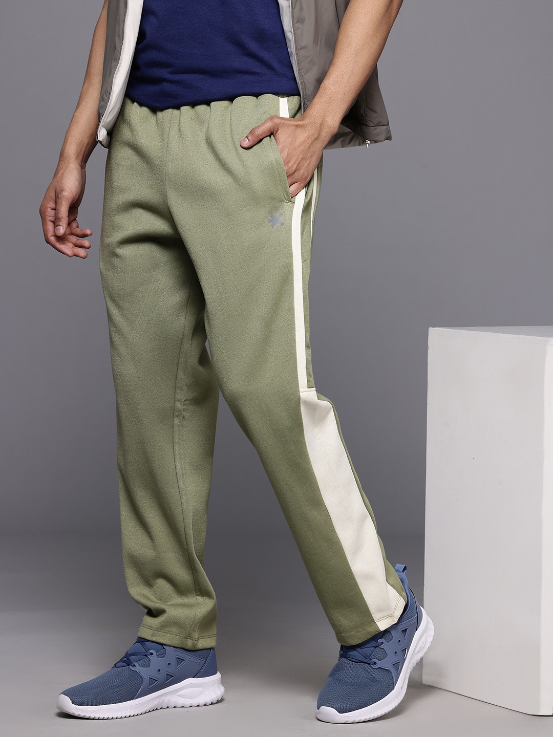 

HRX by Hrithik Roshan Men Side Striped Fleece Track Pants, Olive