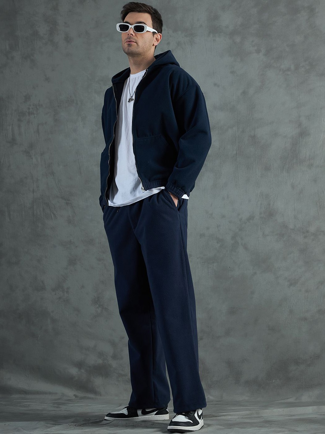 

FUGAZEE Men Minimalist Polar Hodded Tracksuit, Navy blue