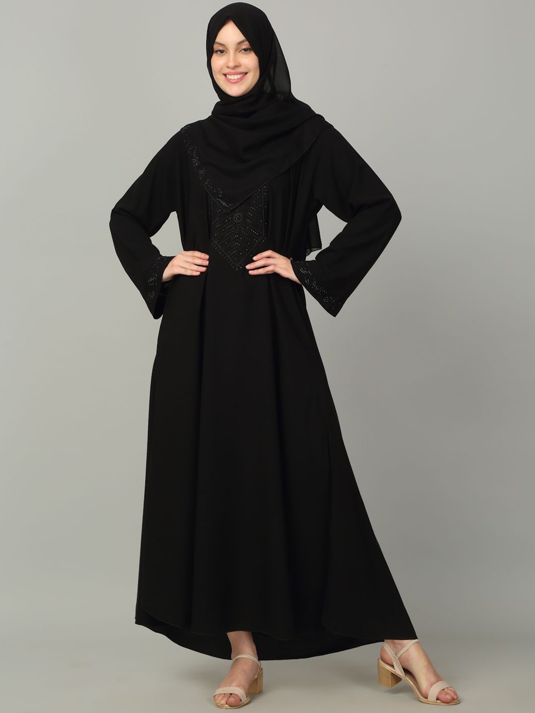 

KLOTTHE Embroidered U Neck Burqa With Scarf, Black