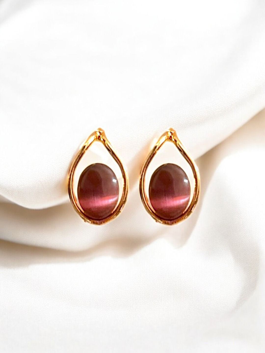 

AccessHer Gold-Plated Artificial Stones Studded Teardrop Shaped Studs, Red