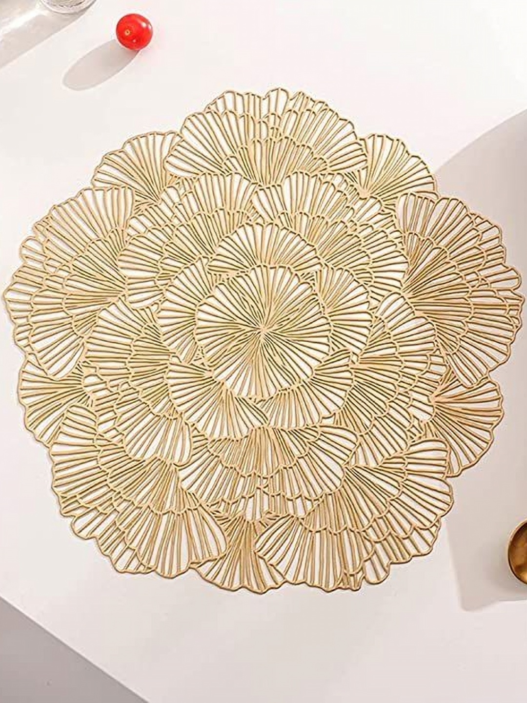 

LooMantha 2-Pcs Yellow Textured Table Placemats, Gold