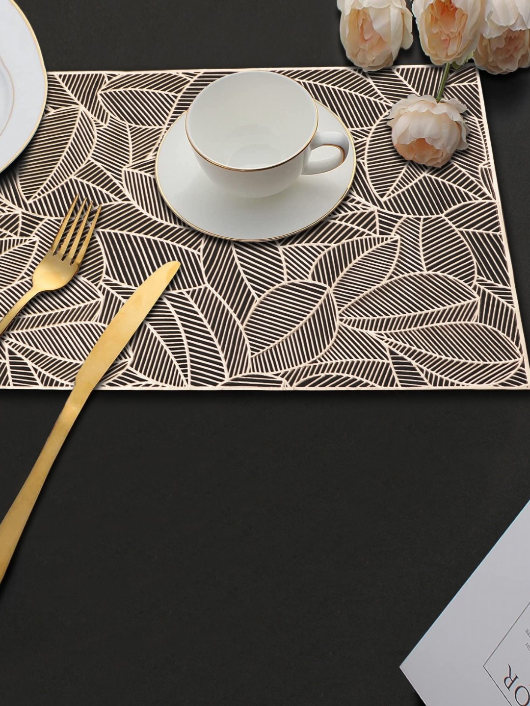 

LooMantha Gold-Toned 2 Pieces Floral Cutwork Table Placemats