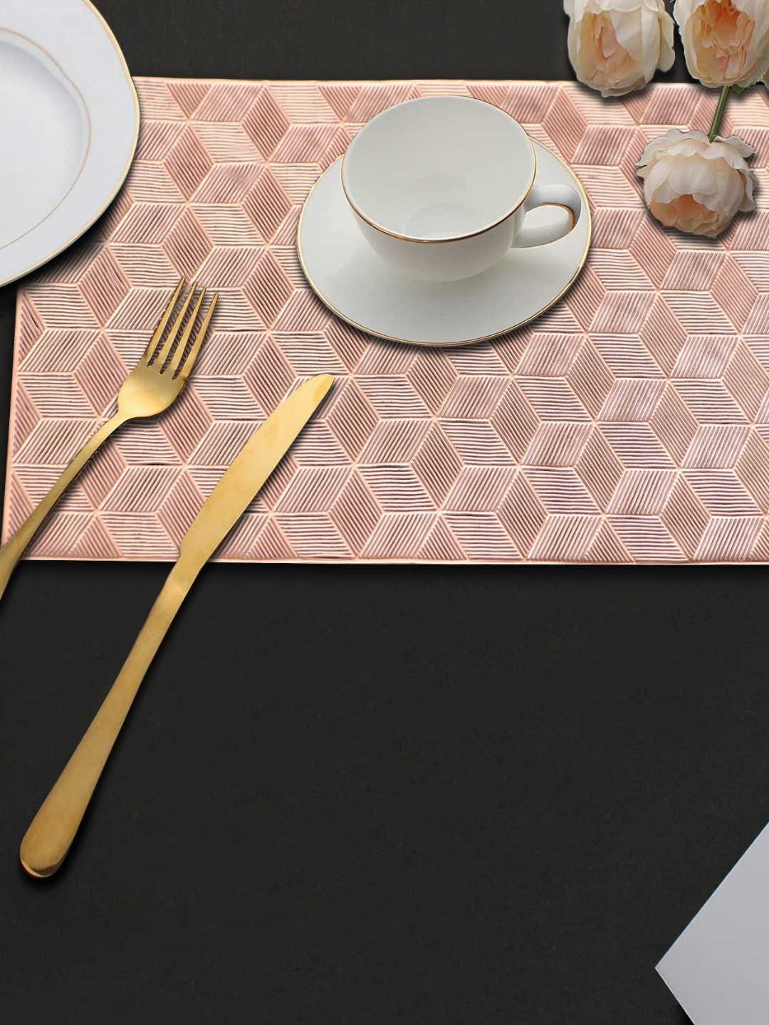 

LooMantha Copper-Toned 2 Pieces Geometric Cutwork Rectangle Table Placemats